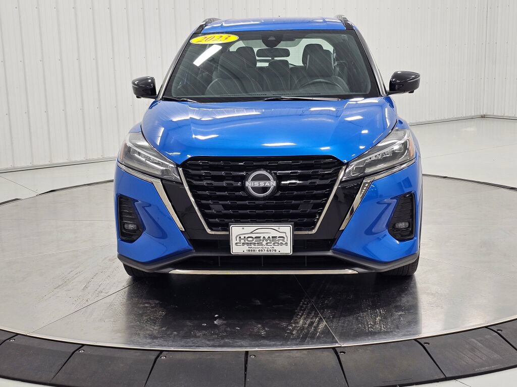 Used 2023 Nissan Kicks SR w/ SR Premium Package FWD image 8