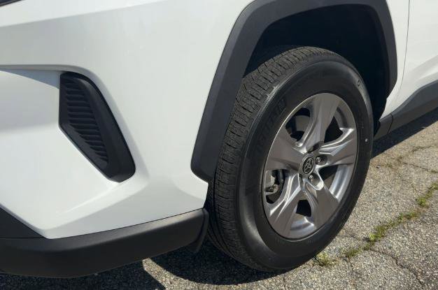 Used 2023 Toyota RAV4 XLE image 15