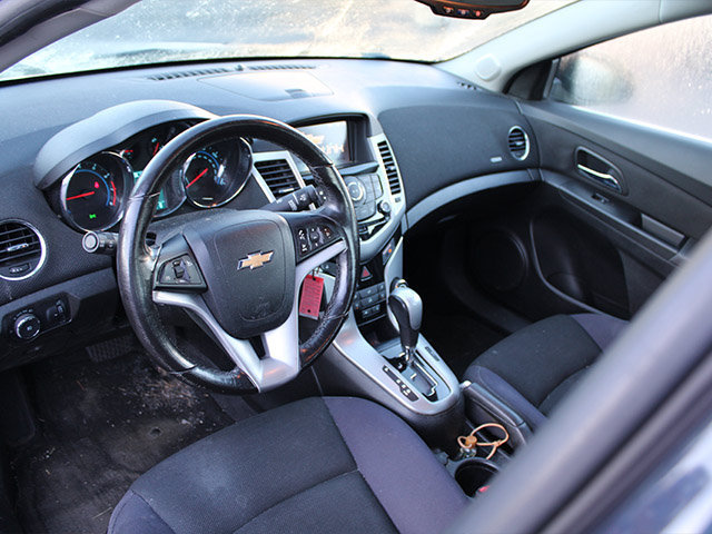 Used 2014 Chevrolet Cruze LT w/ RS Package FWD image 10