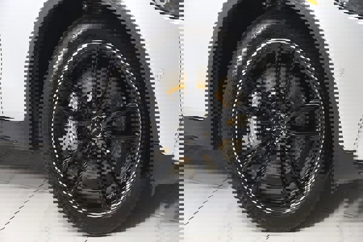 Used 2019 Mercedes-Benz GLC 63 AMG 4MATIC image 19