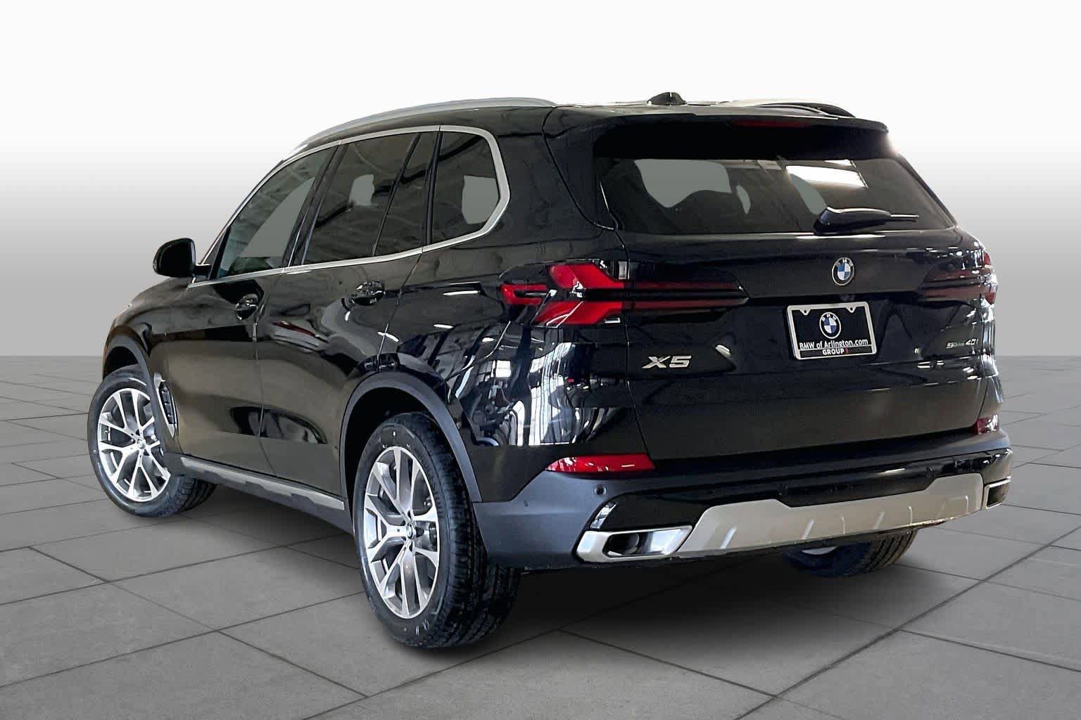 New 2026 BMW X5 sDrive40i image 12