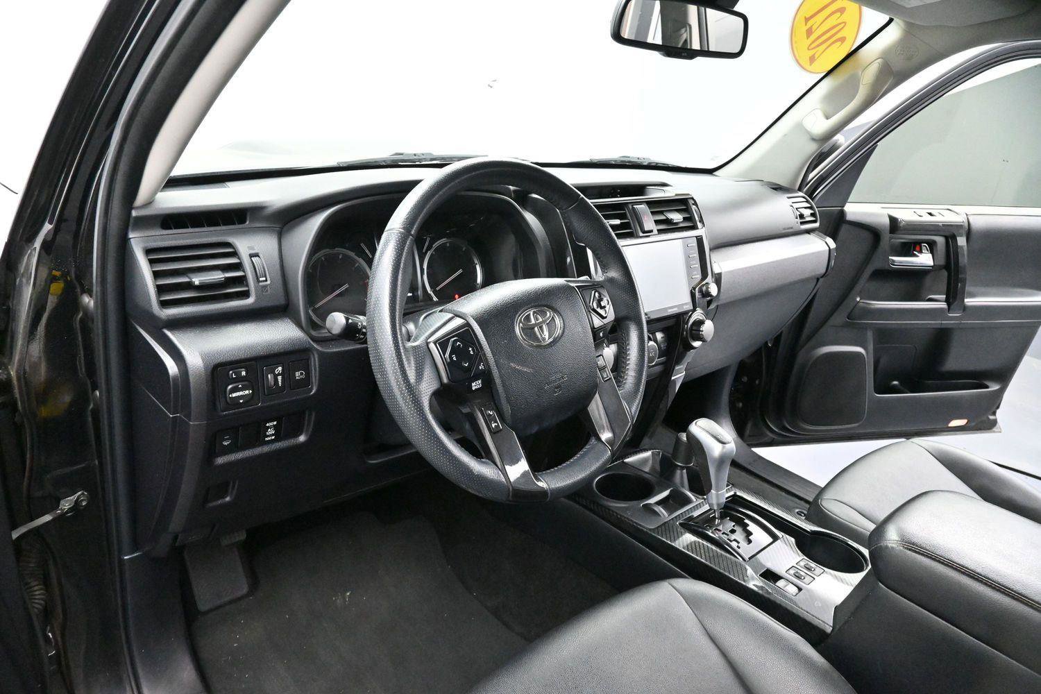 Used 2021 Toyota 4Runner TRD Off-Road Premium AWD/4WD image 16