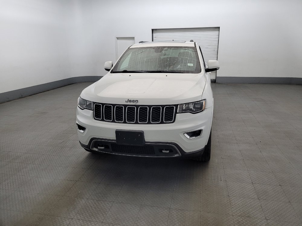 Used 2018 Jeep Grand Cherokee Limited AWD/4WD image 15
