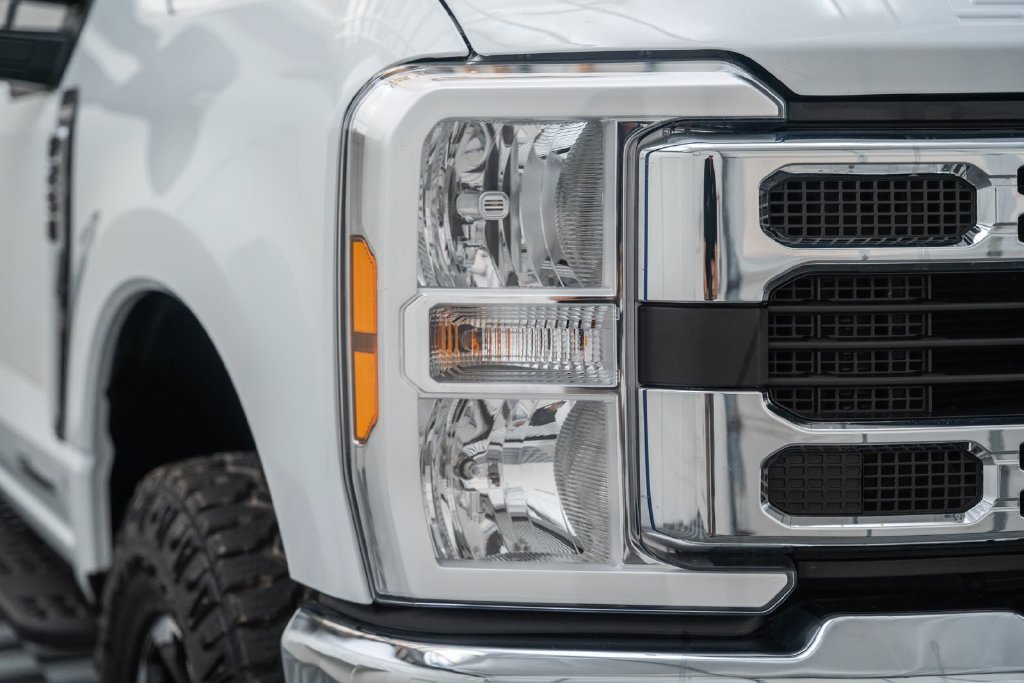 Used 2026 Ford F250 XLT w/ Tremor Off-Road Package AWD/4WD image 12
