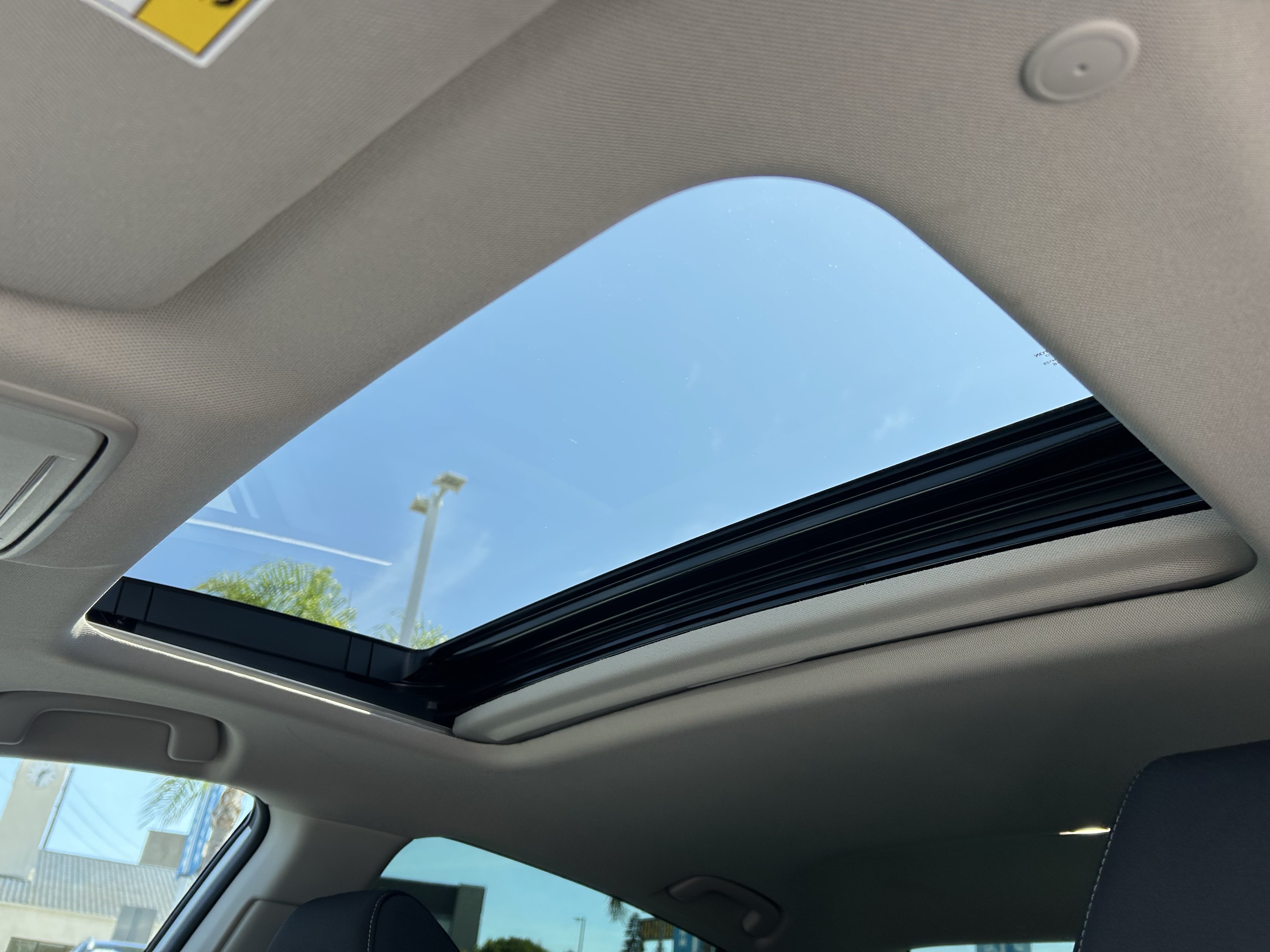 Certified 2025 Honda Accord SE image 29