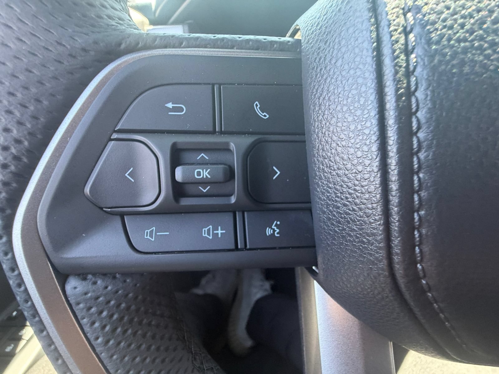 New 2026 Toyota Sequoia Limited w/ Tow Technology Package AWD/4WD image 23