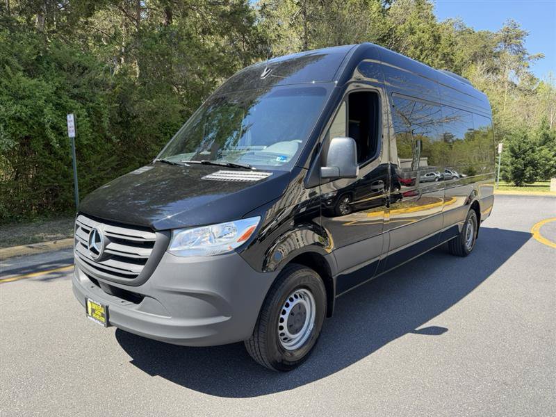 Used 2025 Mercedes-Benz Sprinter 2500 image 19