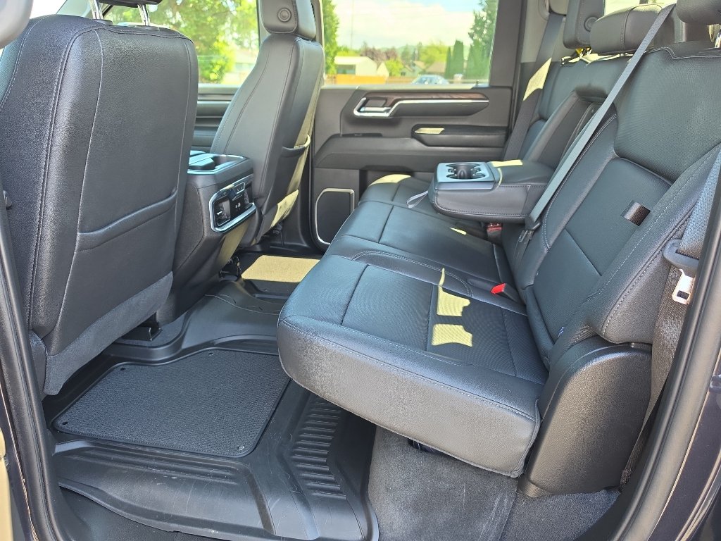 Certified 2024 GMC Sierra 3500 SLT w/ SLT Premium Package AWD/4WD image 18