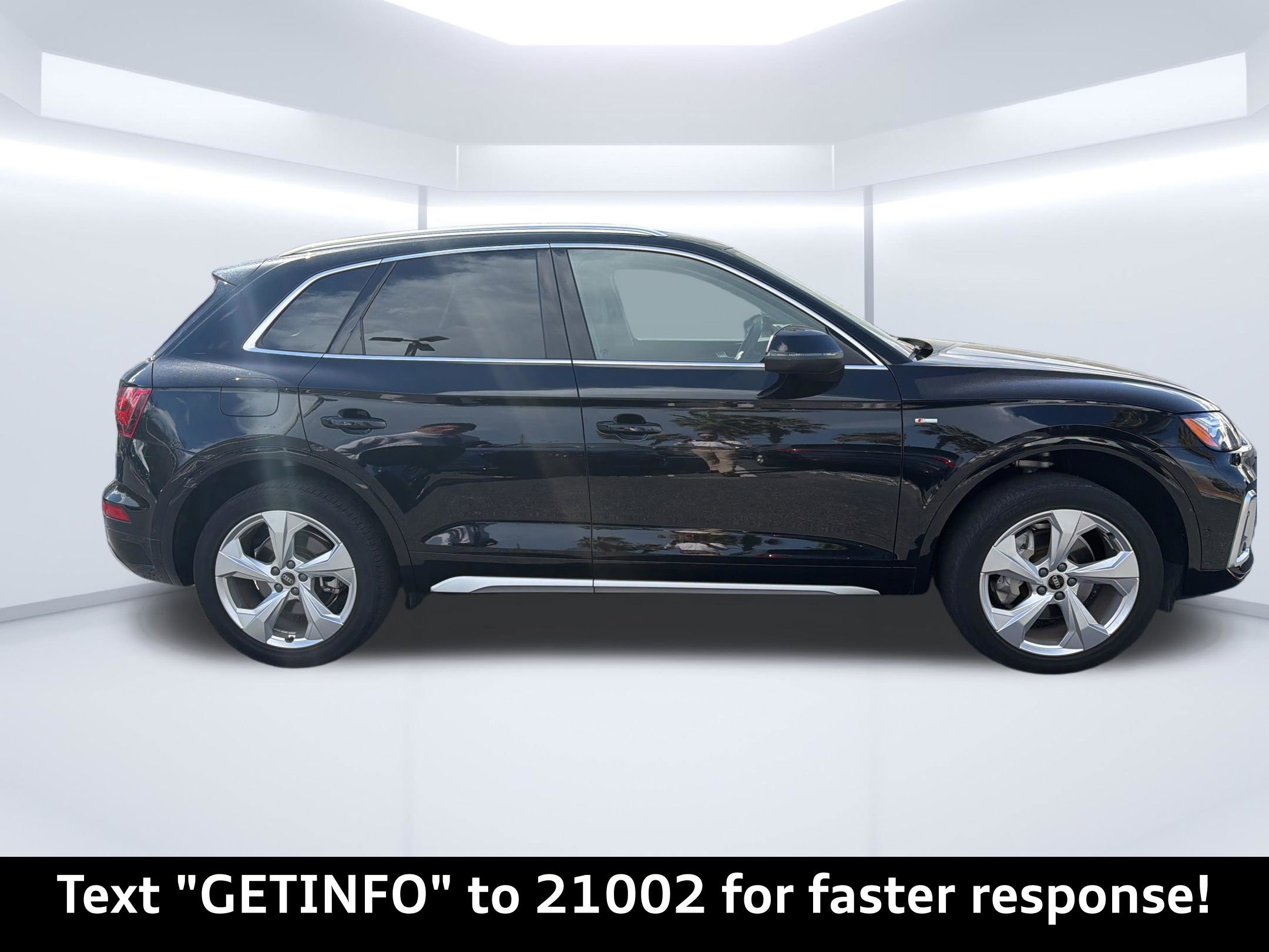 Used 2023 Audi Q5 2.0T Prestige w/ Prestige Package image 11