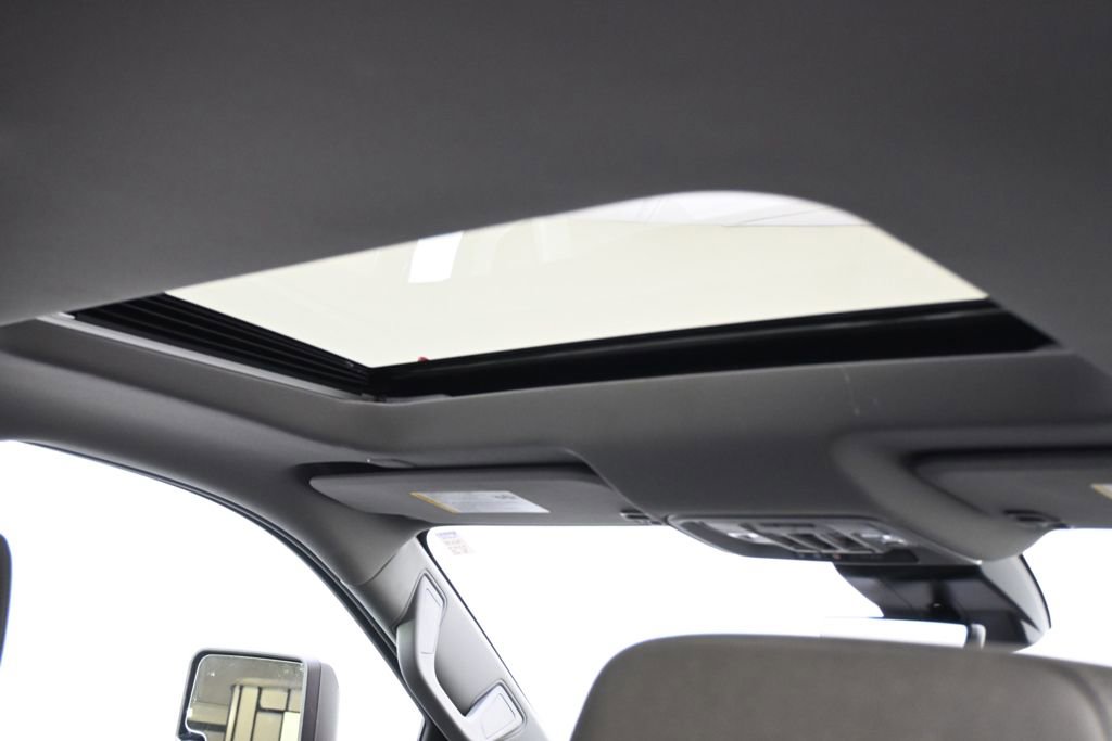 Used 2025 Chevrolet Silverado 3500 LTZ w/ LTZ Premium Package image 17