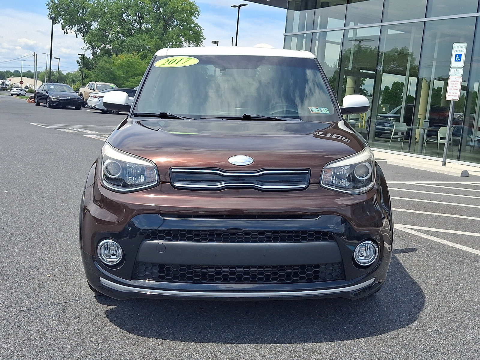Used 2017 Kia Soul + FWD image 2