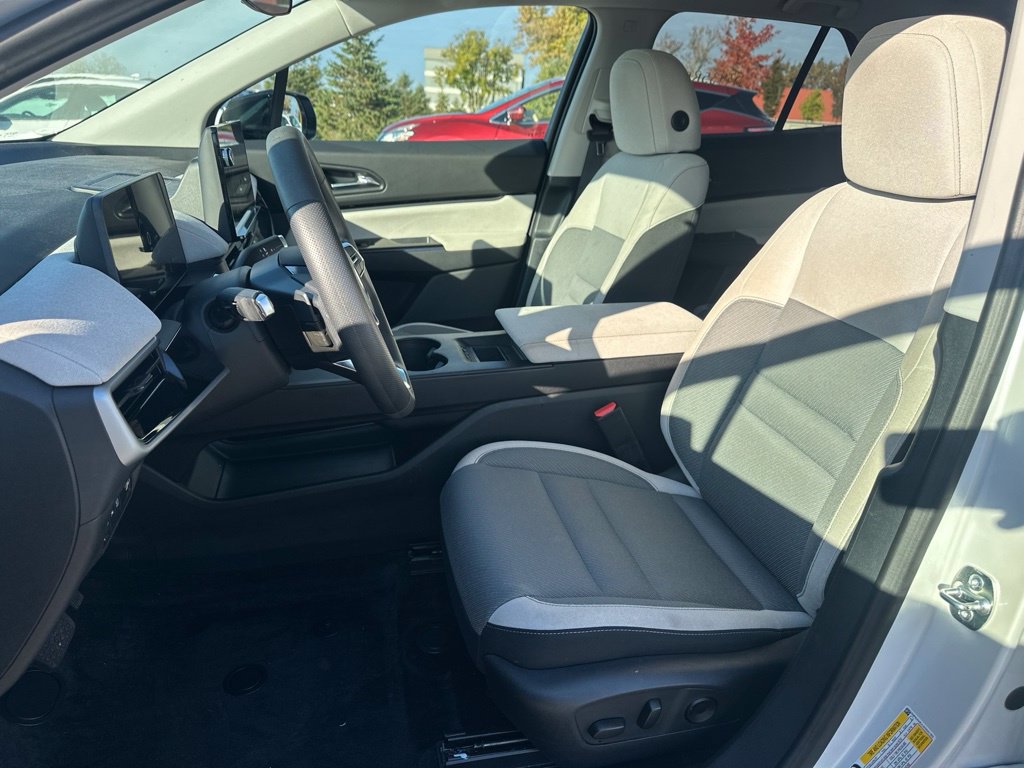 Used 2024 Honda Prologue EX image 15