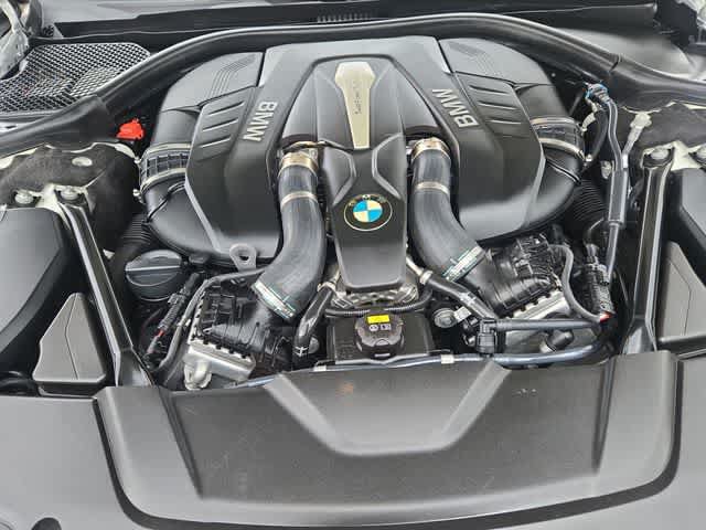 Used 2018 BMW 750i RWD image 14