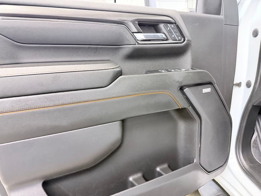 Used 2024 GMC Sierra 2500 AT4 w/ AT4 Premium Plus Package AWD/4WD image 12