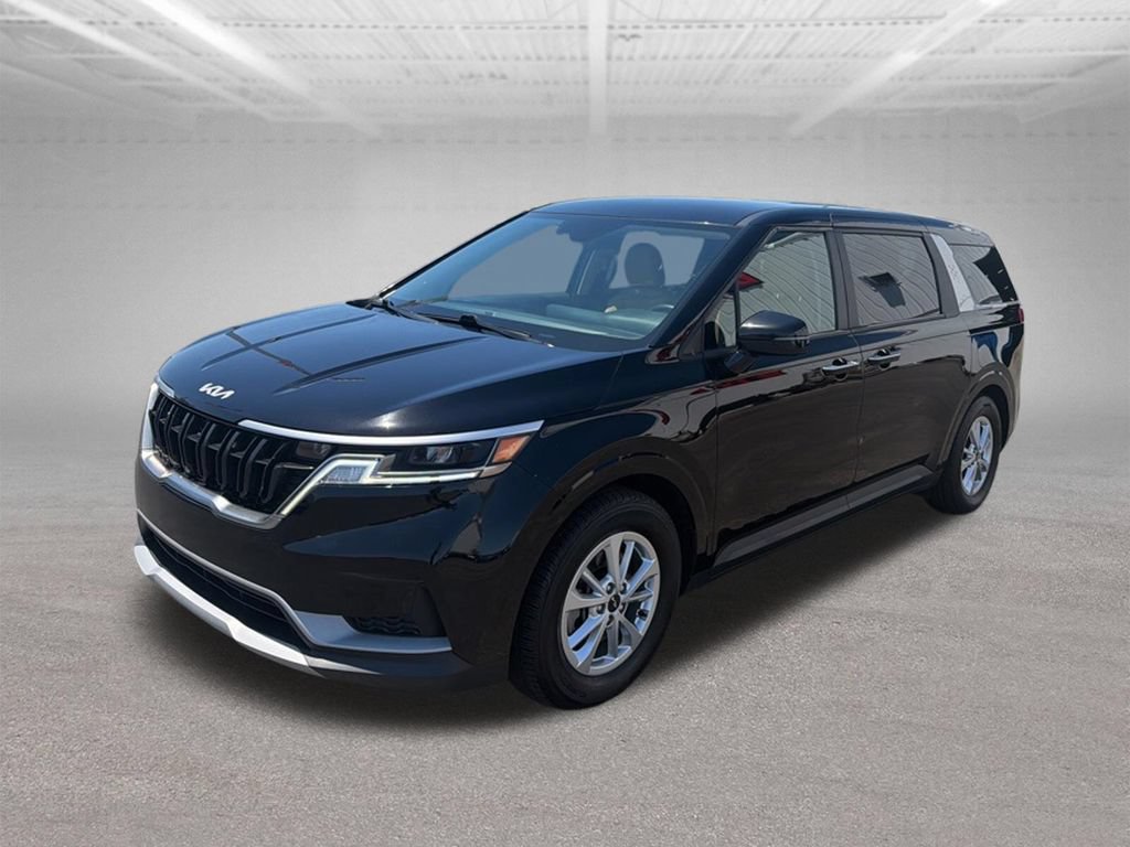 Used 2024 Kia Carnival LX FWD image 4