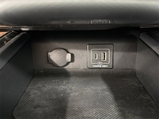 Used 2019 Nissan Pathfinder SL image 30