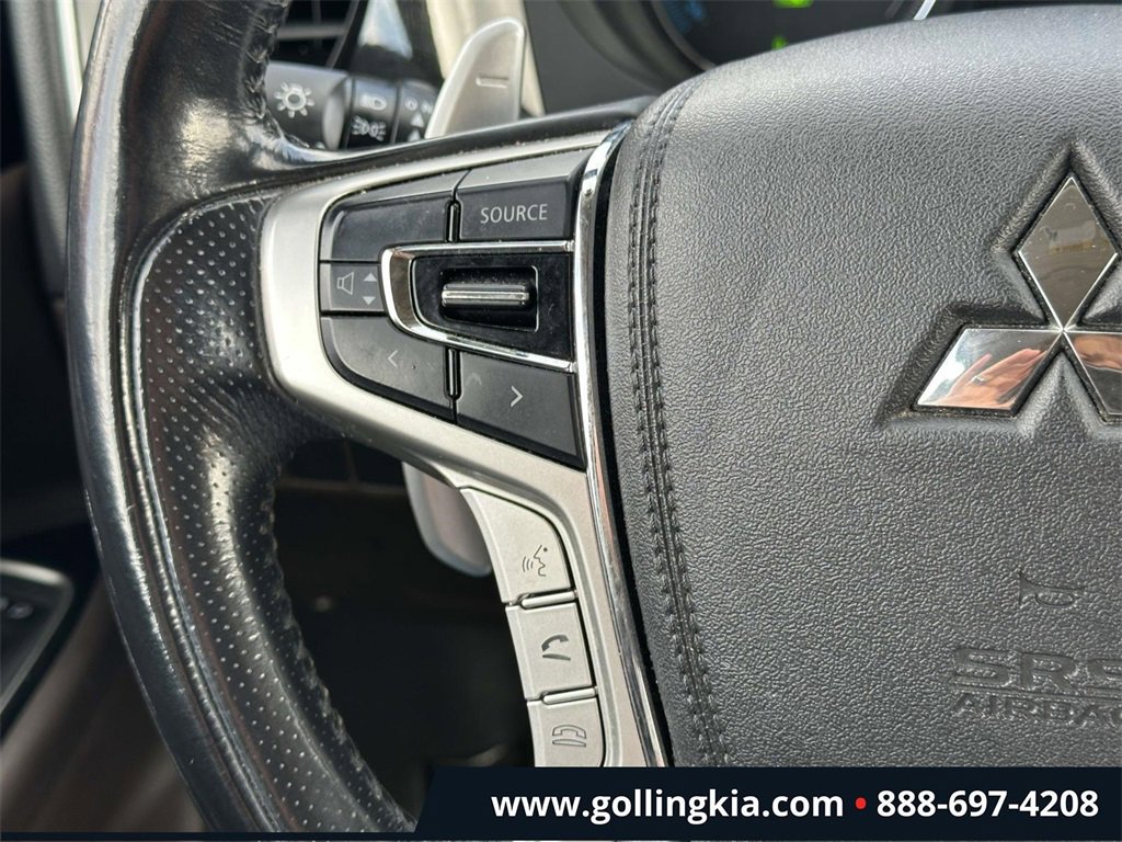 Used 2018 Mitsubishi Outlander SEL image 22