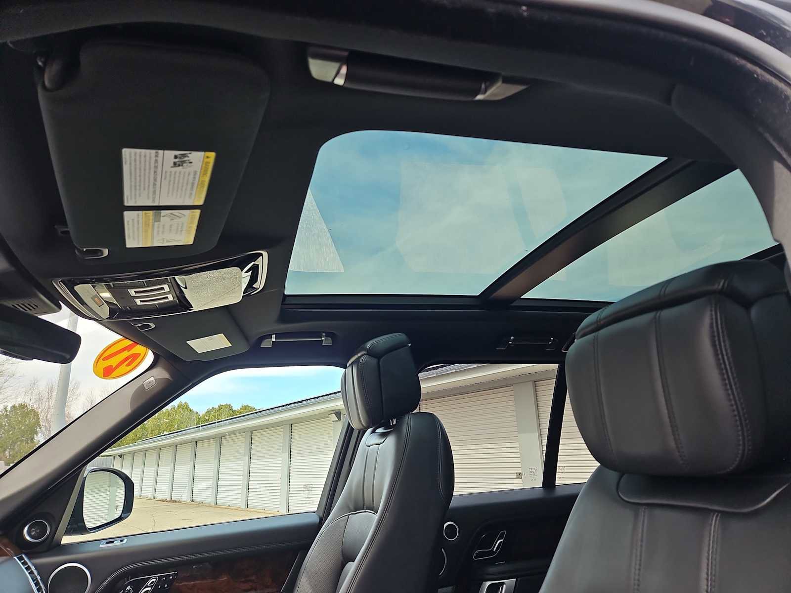 Used 2021 Land Rover Range Rover P525 Westminster Edition image 17