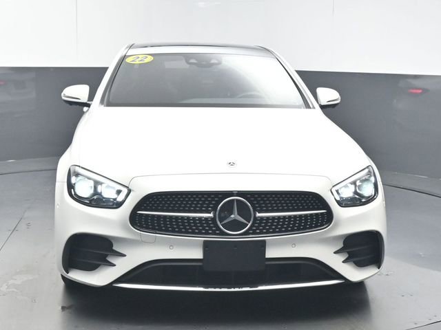 Used 2022 Mercedes-Benz E 450 4MATIC Sedan image 4