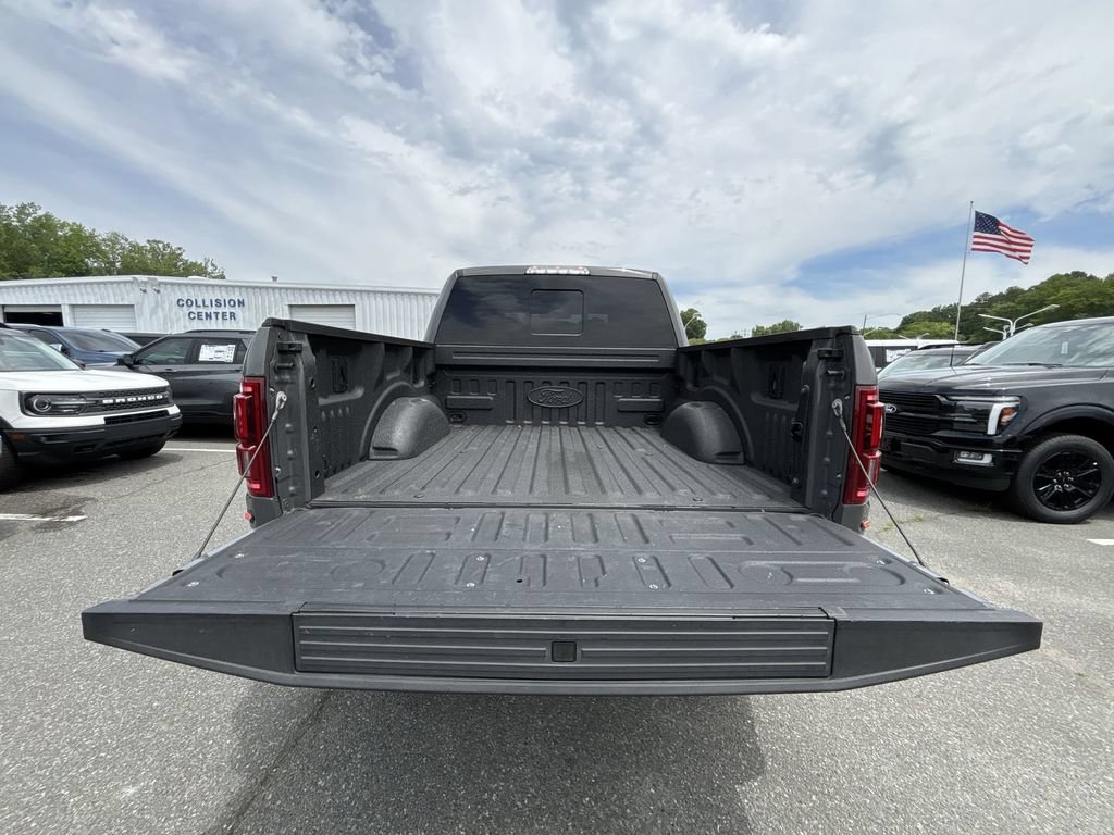 Used 2020 Ford F150 Raptor w/ Equipment Group 802A Luxury AWD/4WD image 21