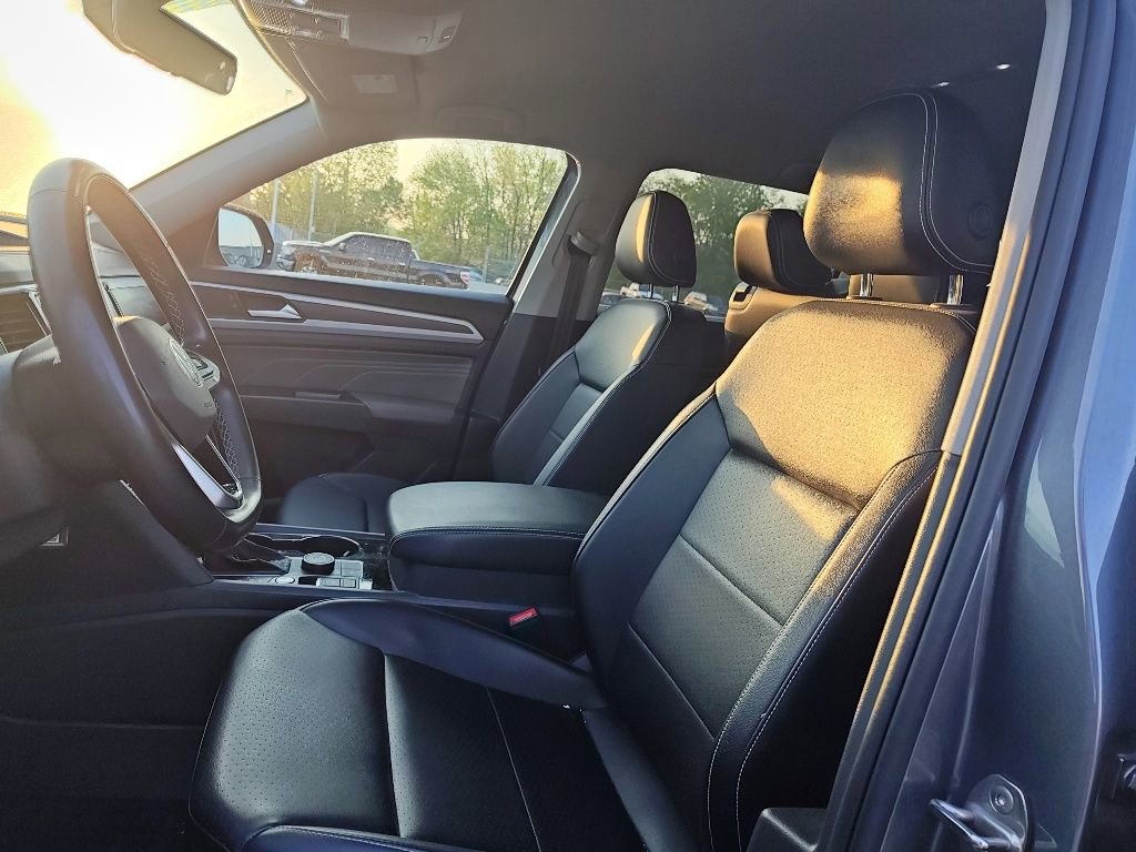 Used 2022 Volkswagen Atlas SE AWD/4WD image 6