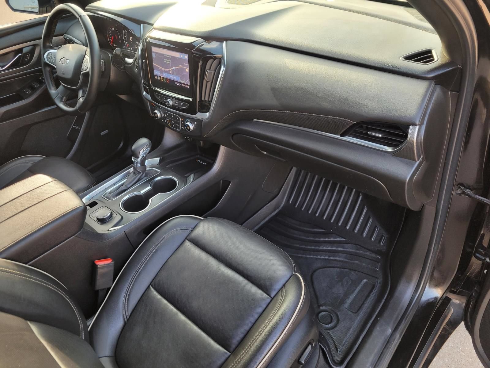 Used 2023 Chevrolet Traverse Premier w/ Redline Edition FWD image 10