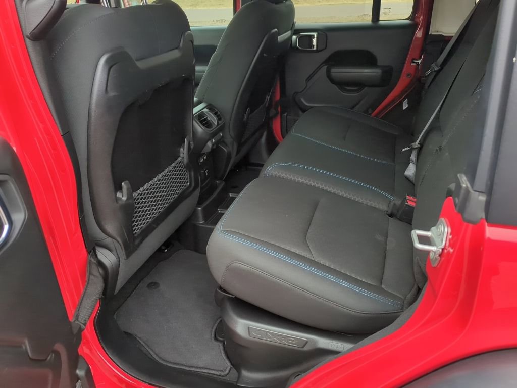 Used 2025 Jeep Wrangler Unlimited Rubicon 4xe w/ Safety Group image 36