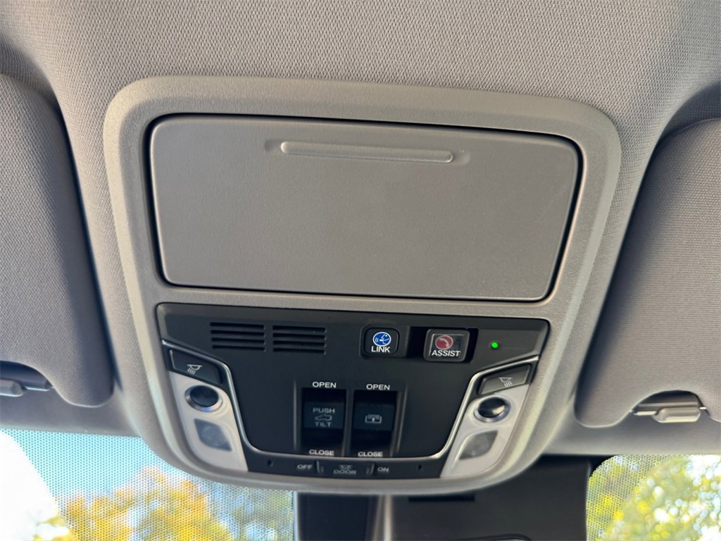 Used 2019 Honda Pilot Elite image 27