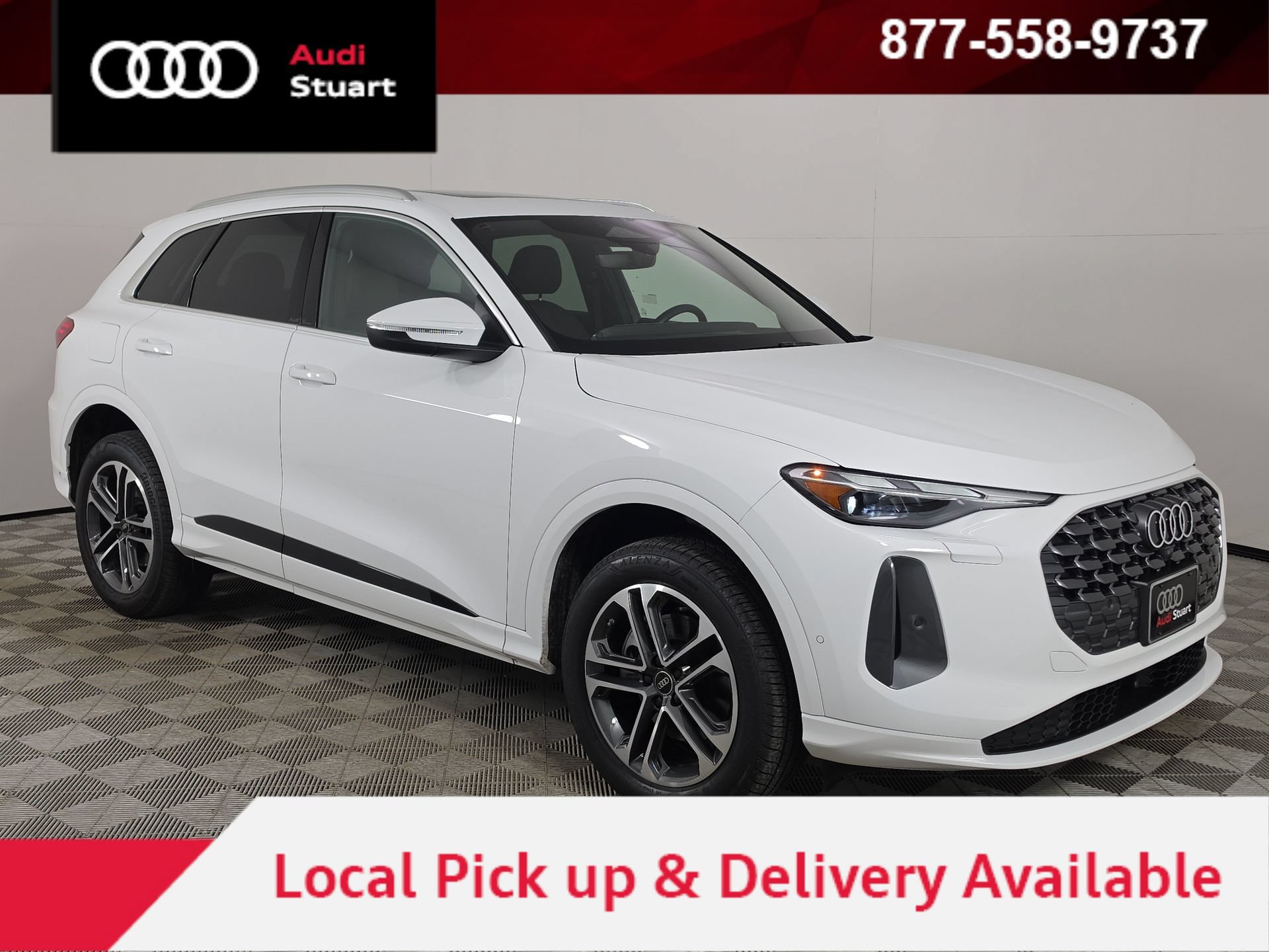 Used 2025 Audi Q5 Premium w/ Convenience Package