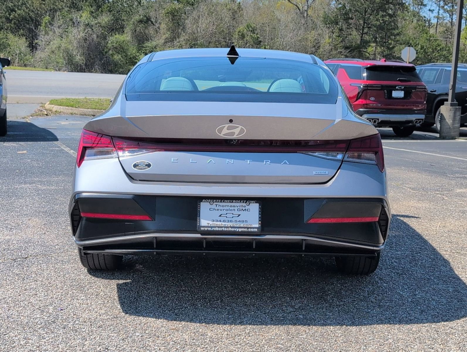 Used 2025 Hyundai Elantra Limited image 4