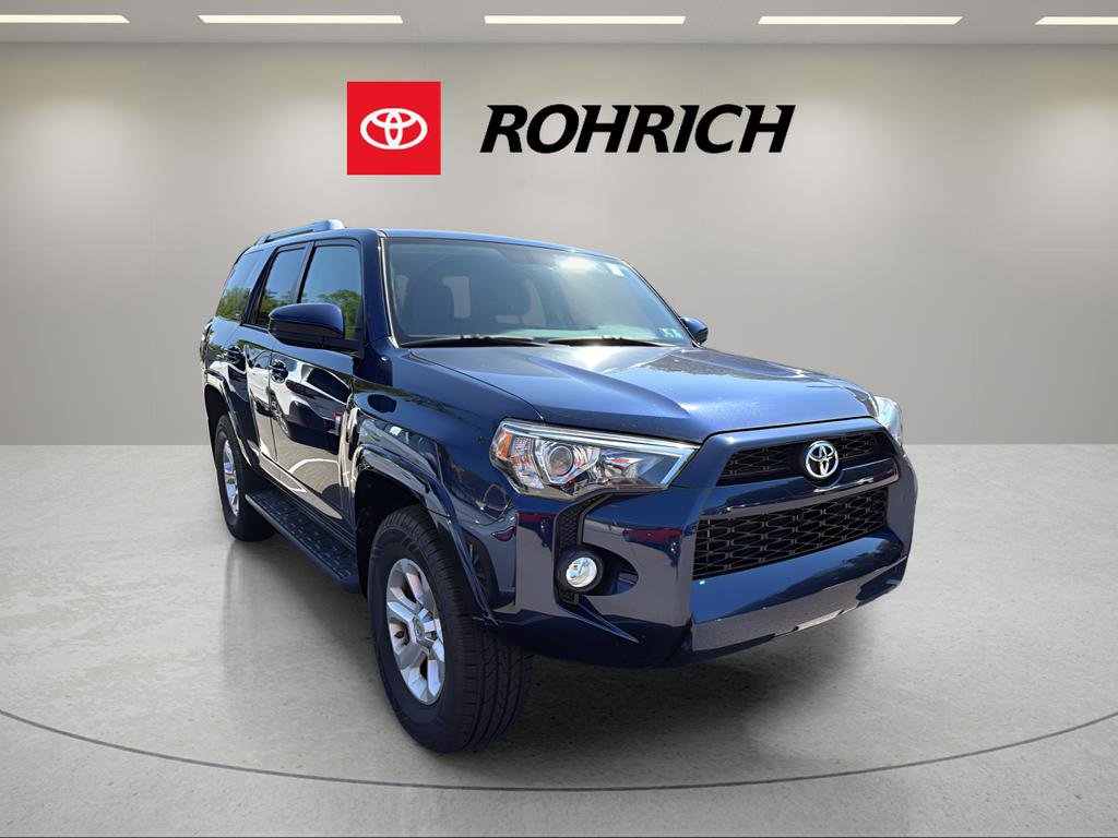 Used 2018 Toyota 4Runner SR5 AWD/4WD image 4