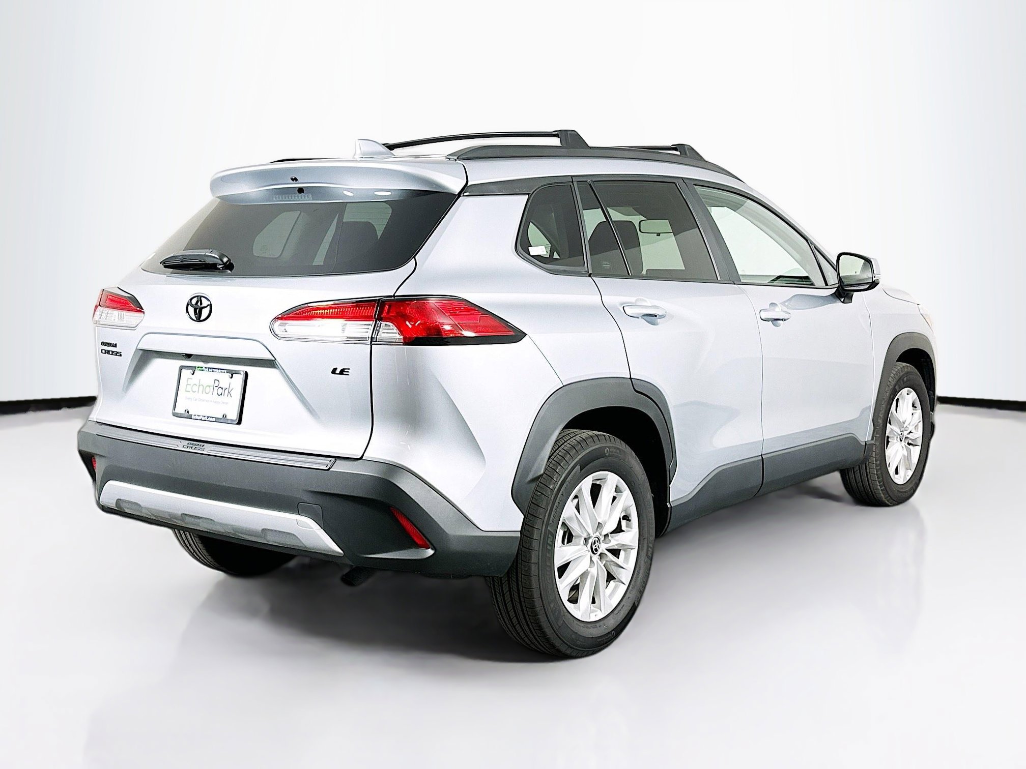 Used 2024 Toyota Corolla Cross LE w/ Black Badges Package (TMS) image 9