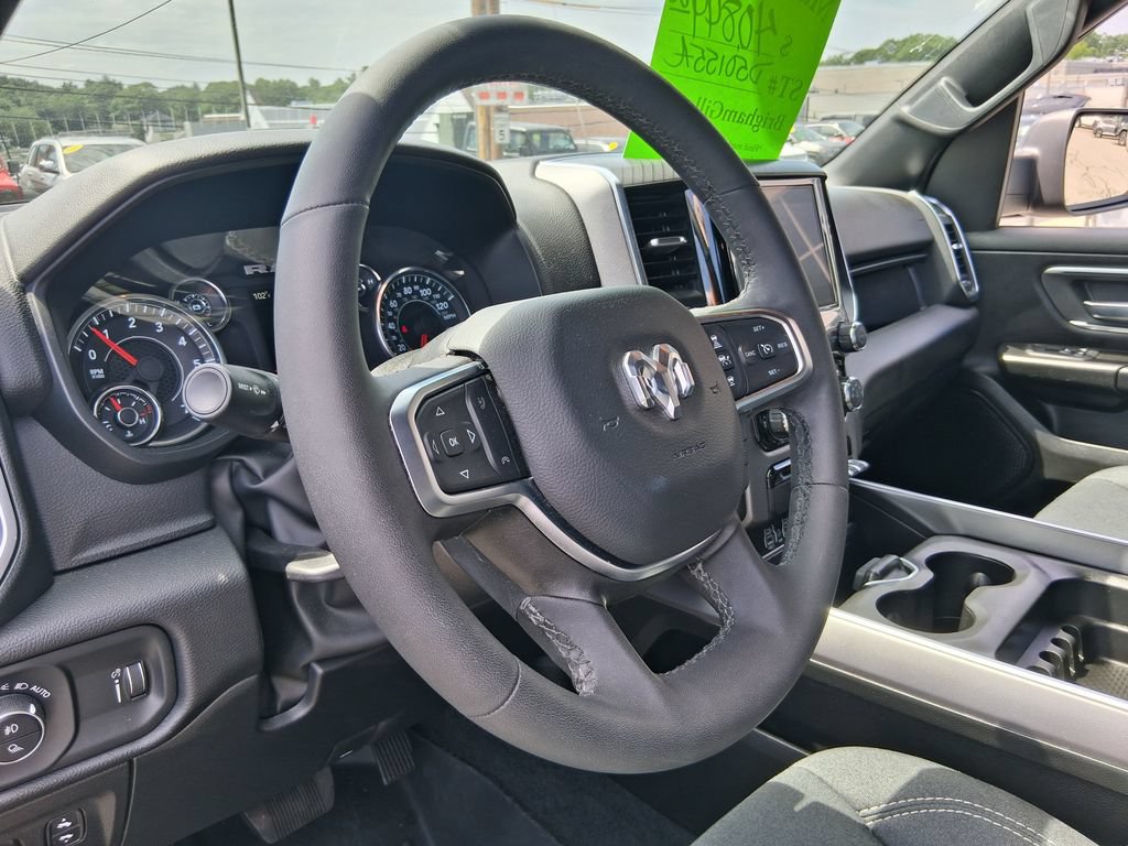 Used 2025 RAM 1500 Big Horn AWD/4WD image 29