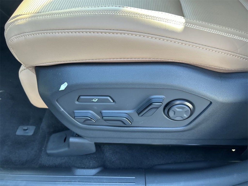 New 2026 Hyundai Santa Fe Calligraphy image 22