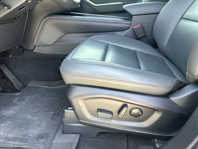 Used 2025 Ford Explorer Active w/ Active Comfort Package AWD/4WD image 13
