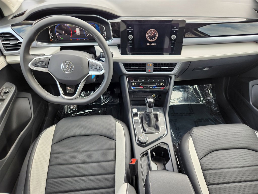 New 2025 Volkswagen Taos SEL image 14