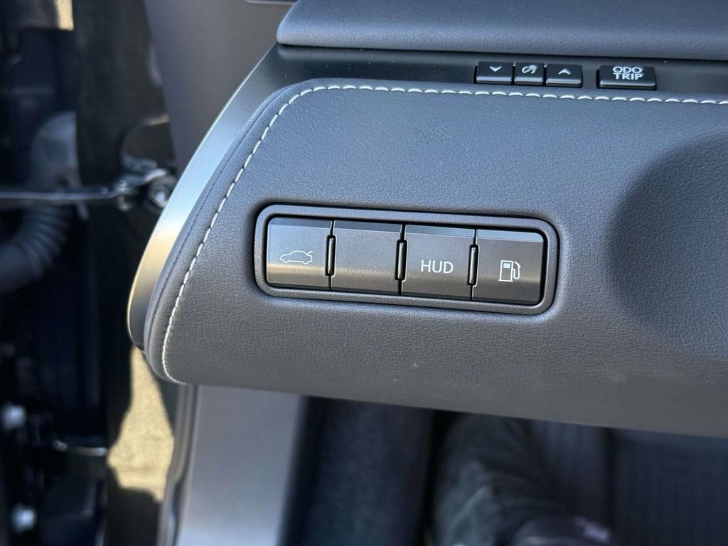 Used 2021 Lexus LC 500 Convertible w/ Touring Package image 21