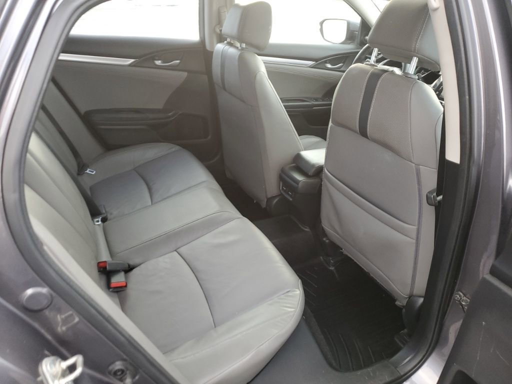 Used 2017 Honda Civic Touring image 31