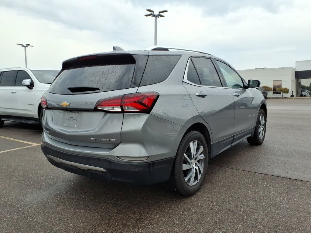 Used 2024 Chevrolet Equinox Premier AWD/4WD image 4