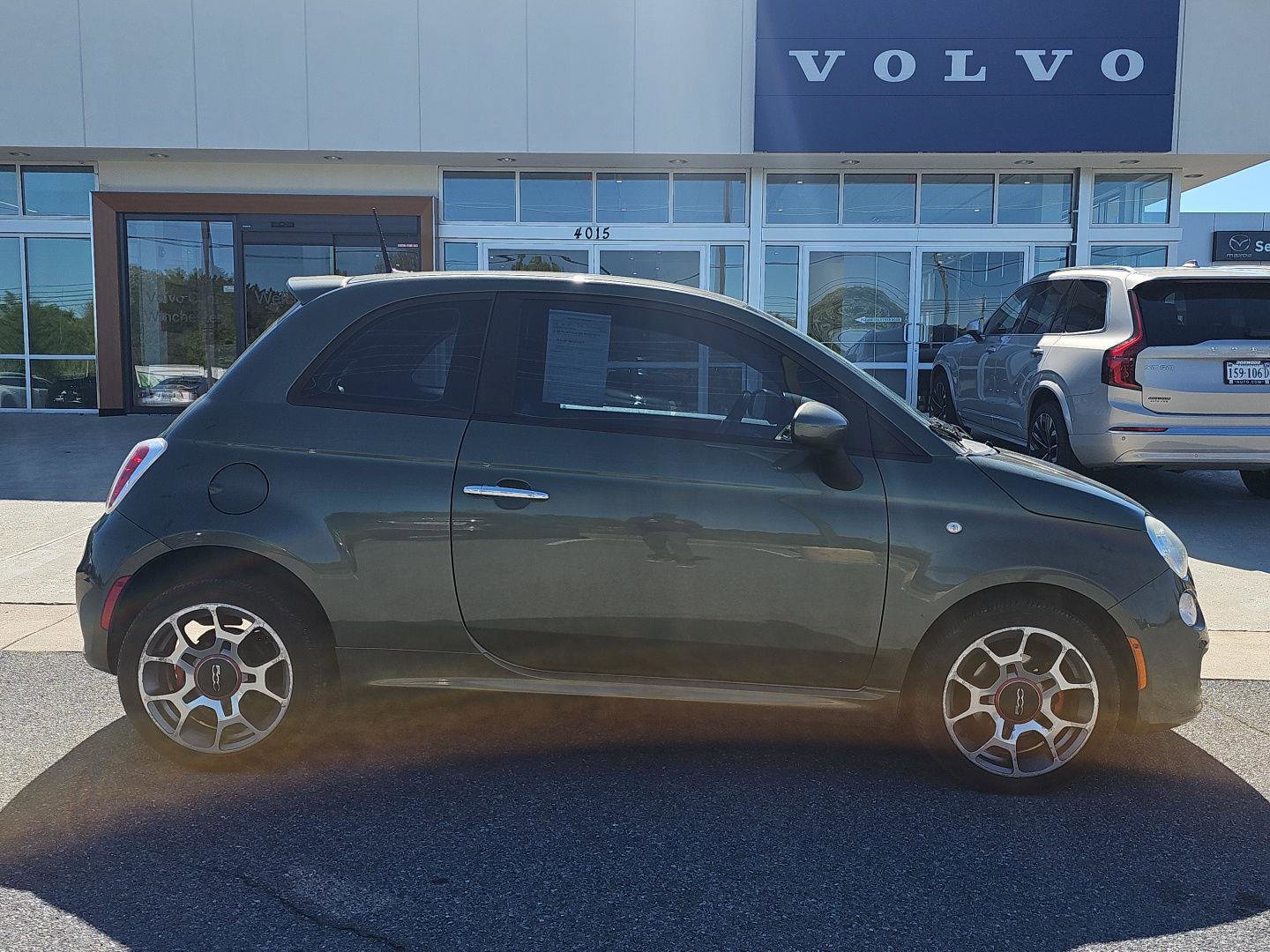 Used 2012 FIAT 500 Sport w/ Safety & Sound Pkg FWD image 6