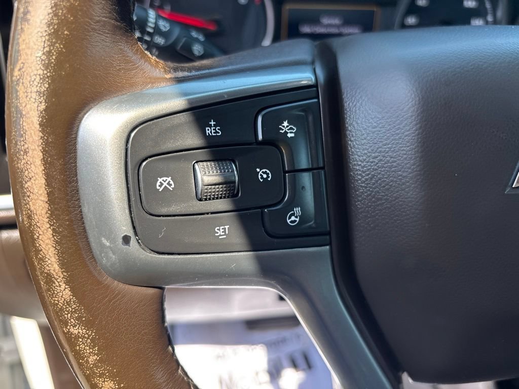 Used 2022 Chevrolet Silverado 1500 LTZ w/ LTZ Premium Package AWD/4WD image 26