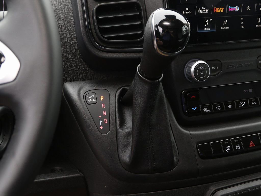 New 2024 RAM ProMaster 2500 w/ Premium Convenience Group image 21