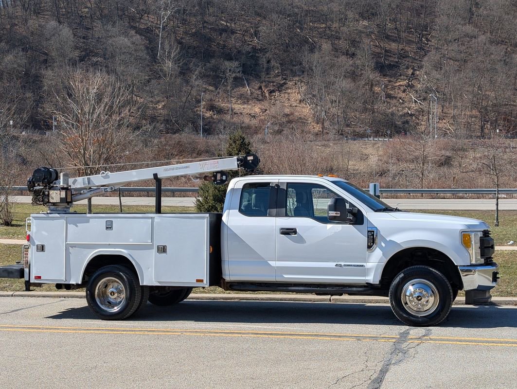 Used 2017 Ford F350 XL w/ Power Equipment Group image 4