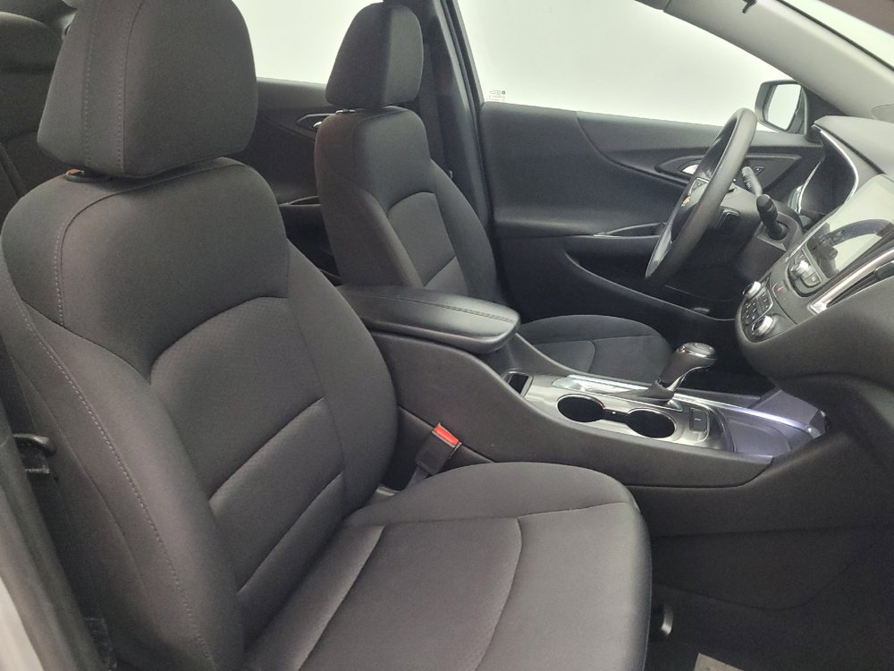 Used 2019 Chevrolet Malibu LT FWD image 21