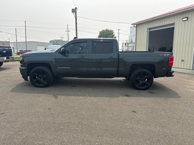 Used 2018 Chevrolet Silverado 1500 LT w/ All Star Edition AWD/4WD image 6