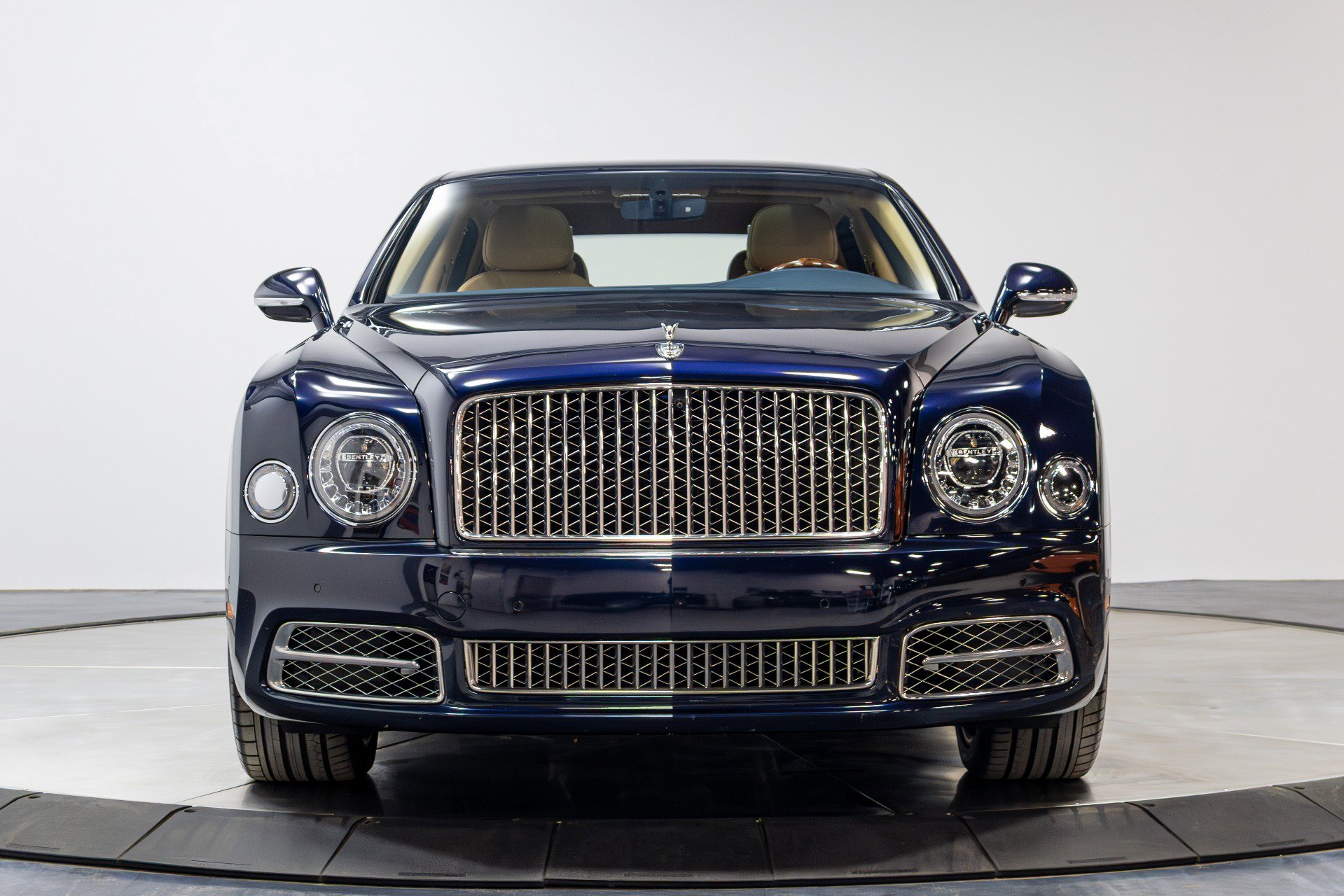 Used 2017 Bentley Mulsanne image 52