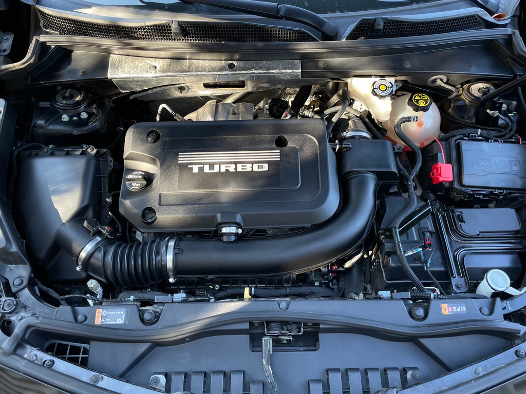 Used 2019 Cadillac XT4 Premium Luxury image 29