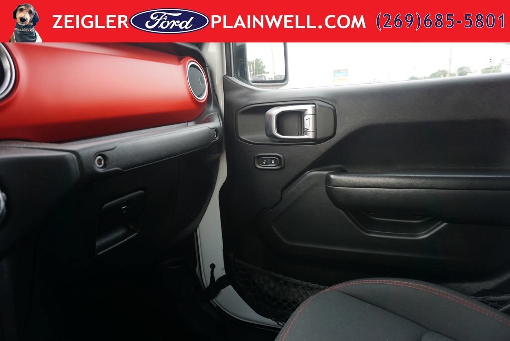 Used 2020 Jeep Gladiator Rubicon AWD/4WD image 32