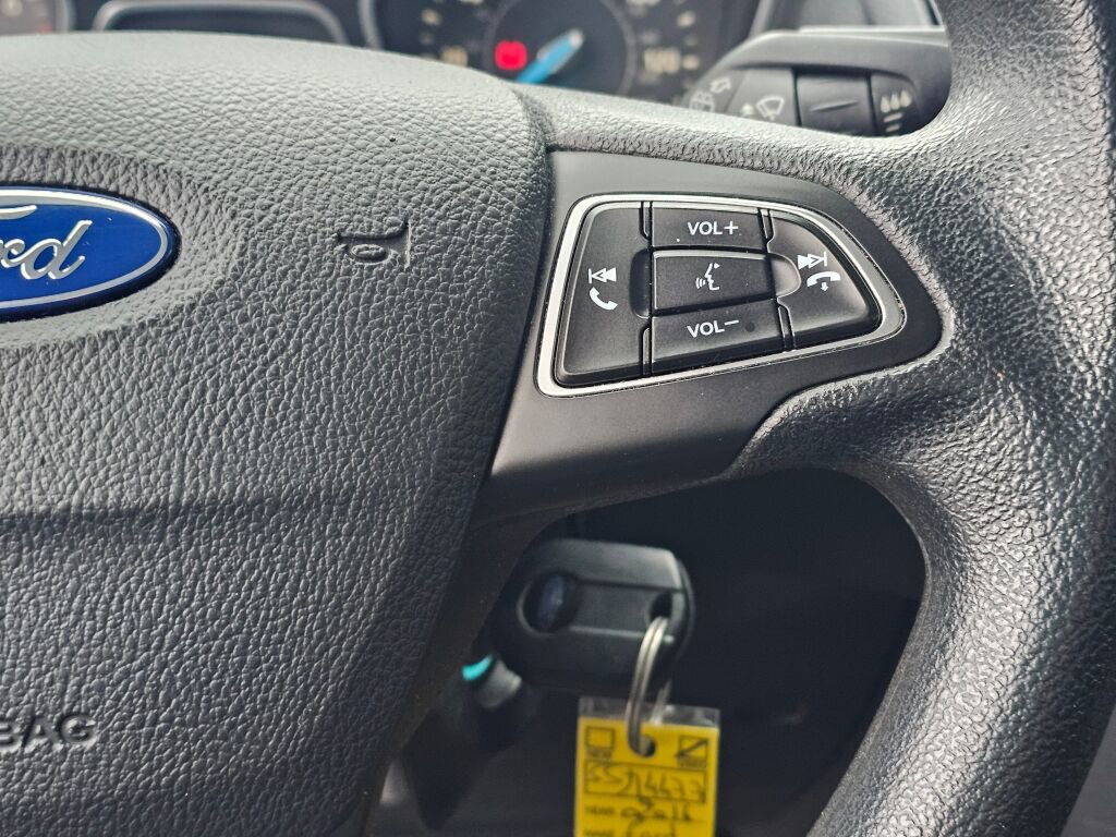 Used 2016 Ford Focus SE image 25
