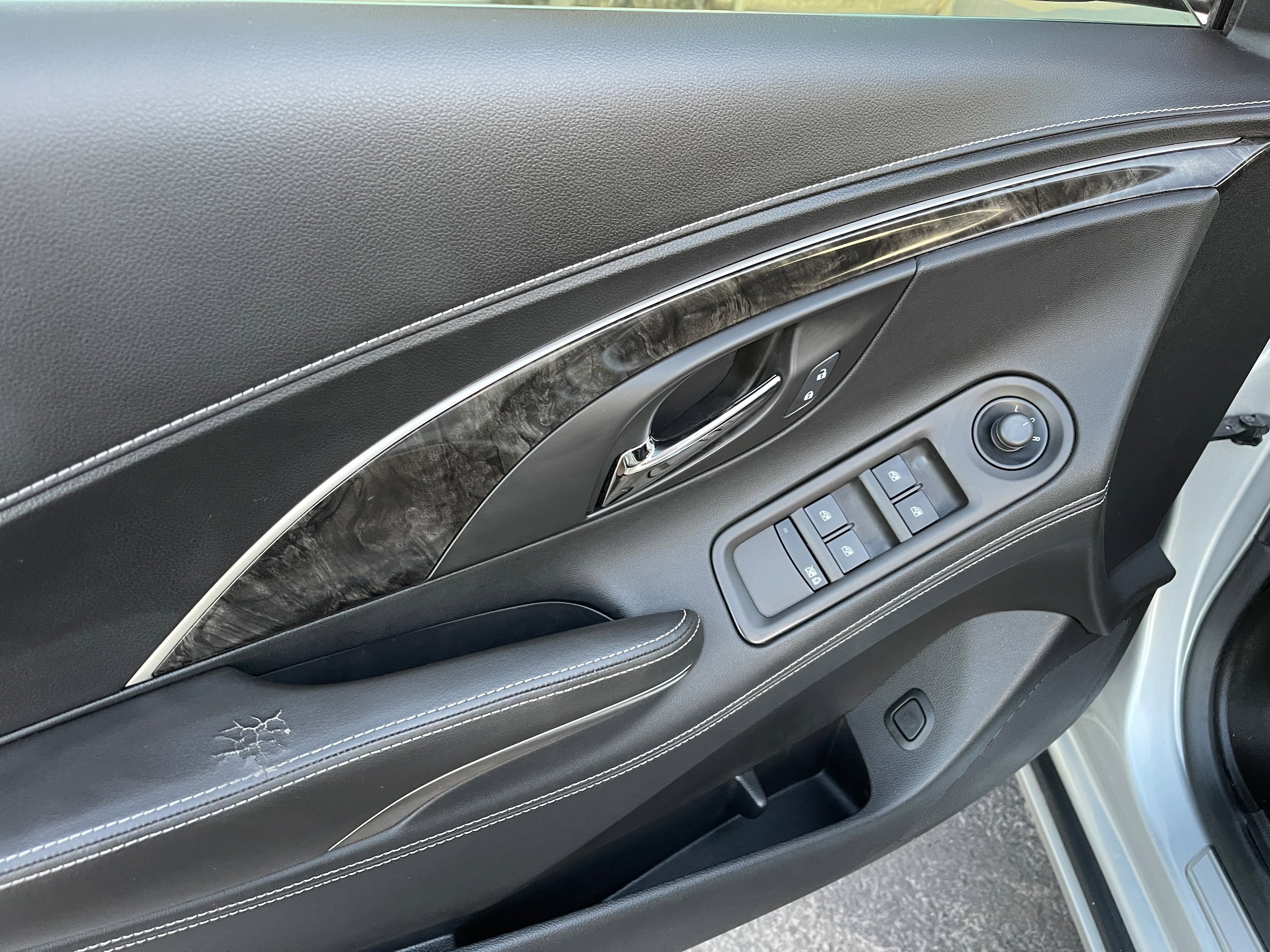 Used 2014 Buick LaCrosse image 10
